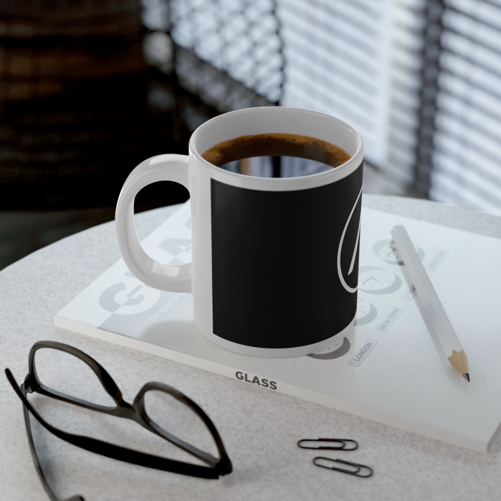 Alastary Black & White Mug